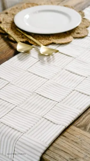 How to sew a table runner