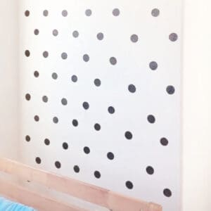 diy accent wall dots