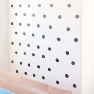 diy accent wall dots