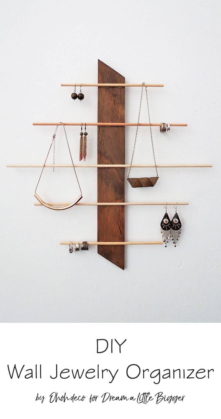 DIY Necklace Organizer 