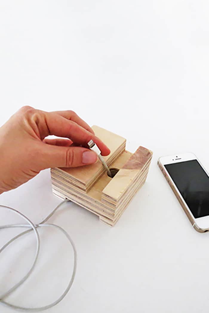 Phone stand DIY