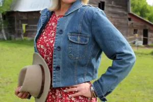 how to crop a jacket