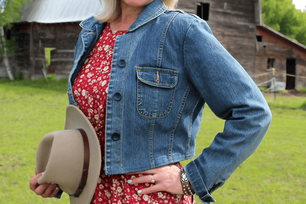 Easy Cropped Denim Jacket