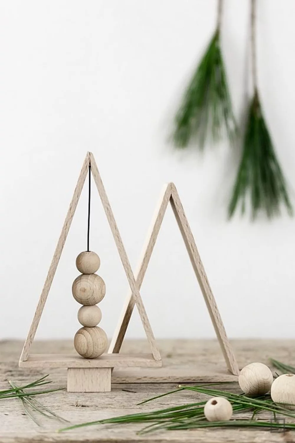 How to create a DIY scandinavian Christmas decor