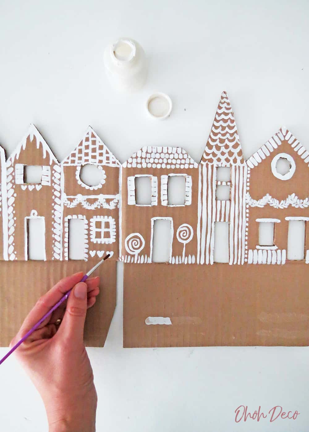 How to make a Christmas ginger house decor with cardboard