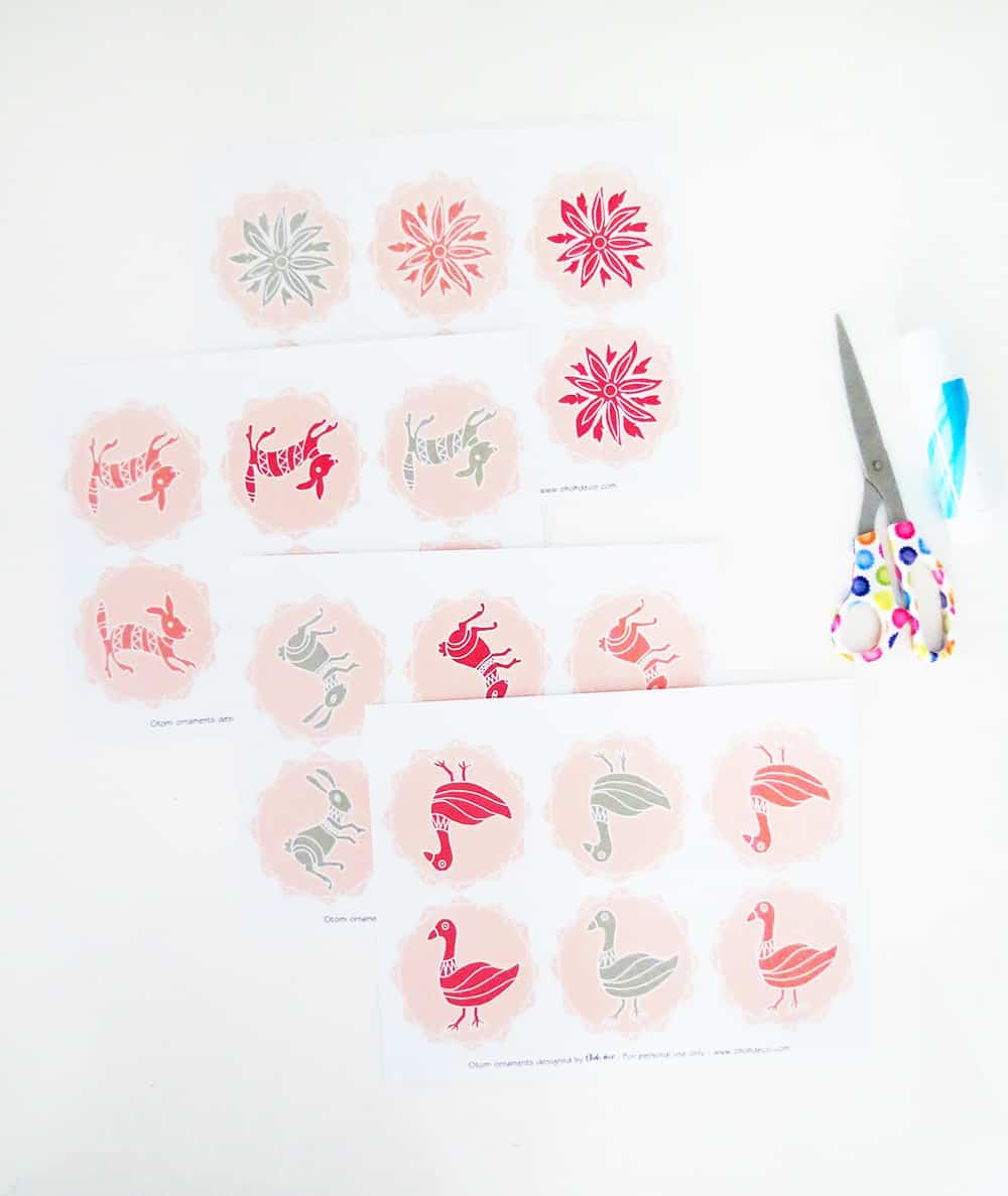 DIY printed paper Christmas ornaments