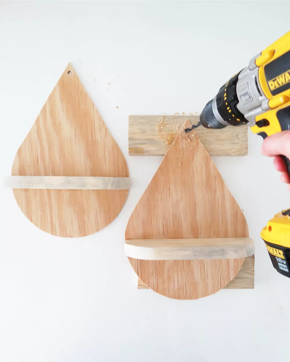 hanging drop shelf