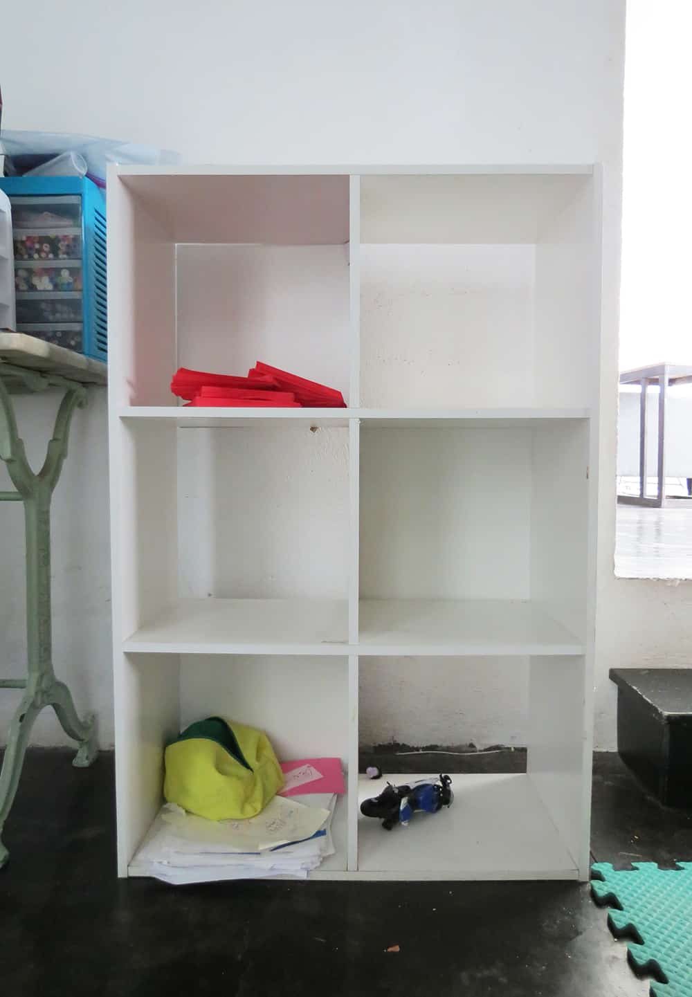 shelf unit makeover before