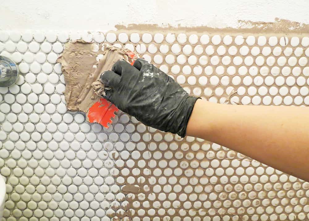 DIY backsplash using penny tiles 