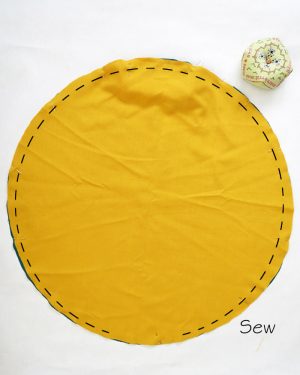 How to sew a round pillow