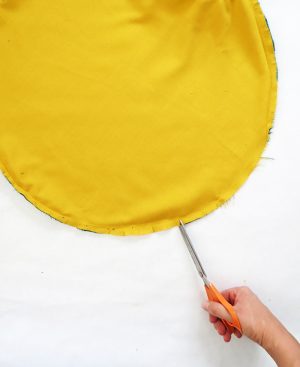 How to sew a round pillow