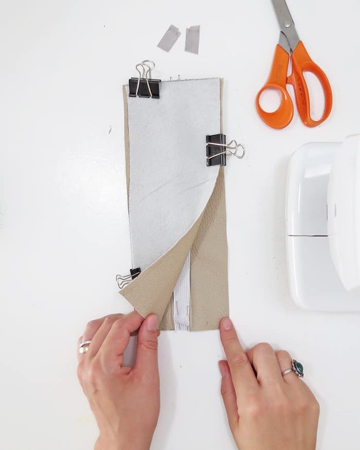 How to sew a Leather Pencil Case