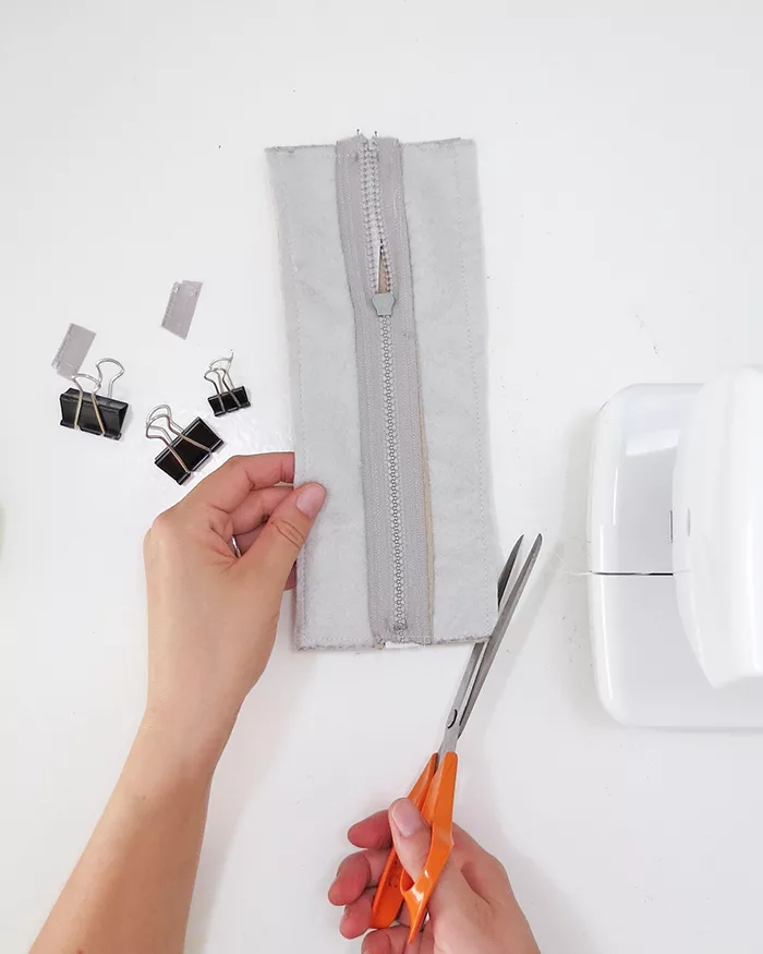 How to sew a Leather Pencil Case