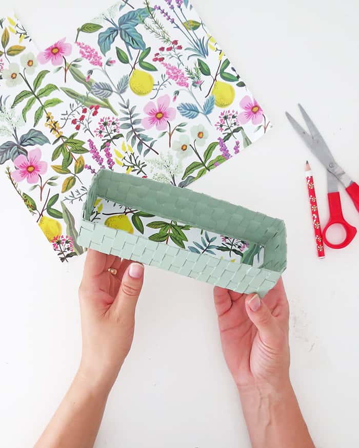 DIY recycled pencil box