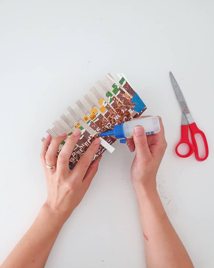 DIY recycled pencil box