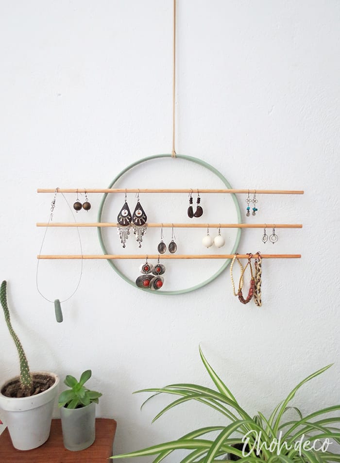 DIY wall earring holder