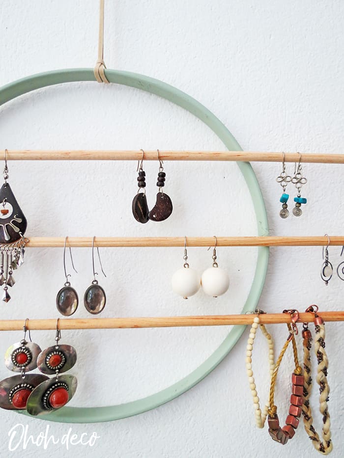 DIY wall earring holder