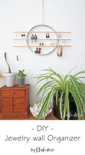 DIY wall earring holder