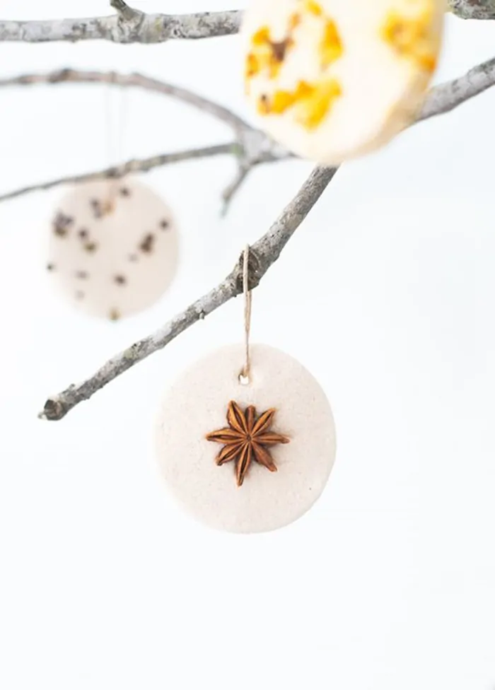 diy scandinavian christmas ornaments