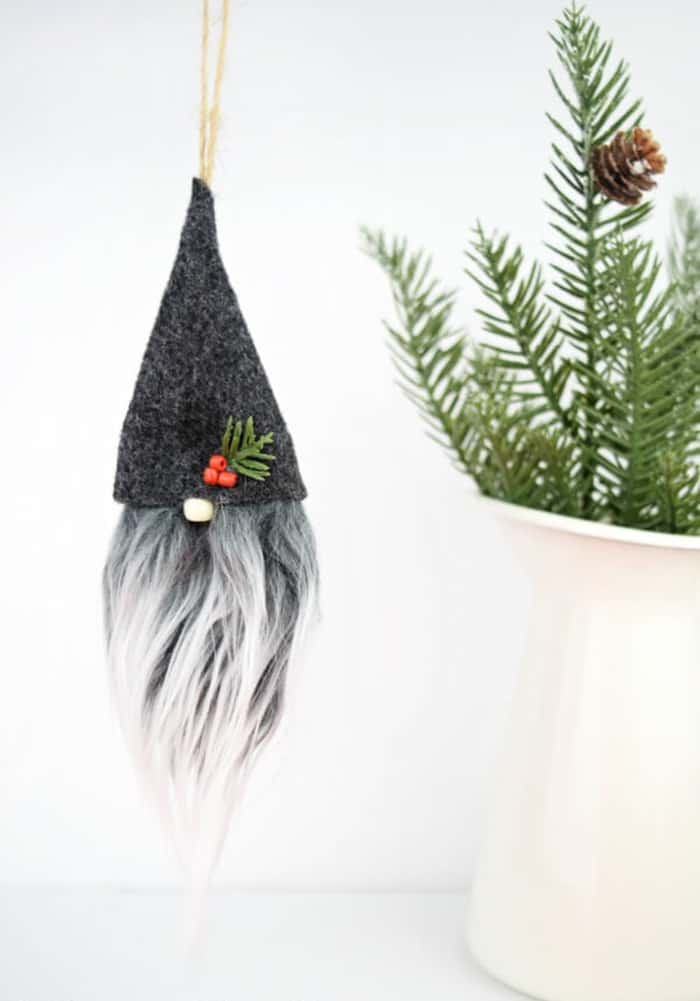 diy scandinavian christmas ornaments