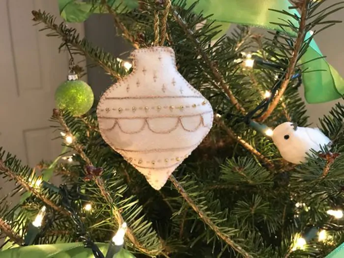 diy scandinavian christmas ornaments