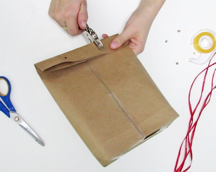 How to make a paper gift bag