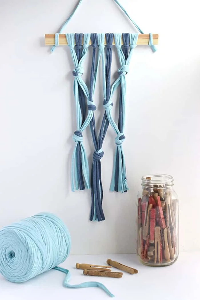 easy macrame wall decor