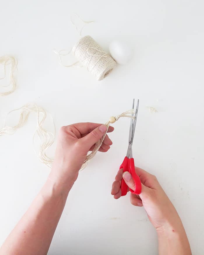 making a seasonal egg hanger