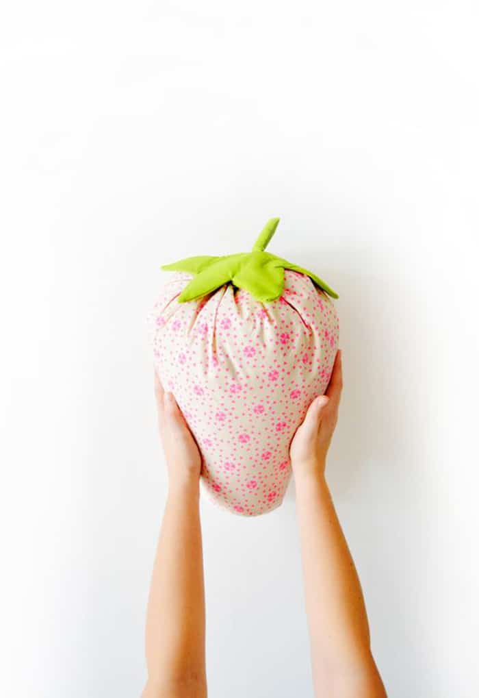 how to sew a strawberry cushion