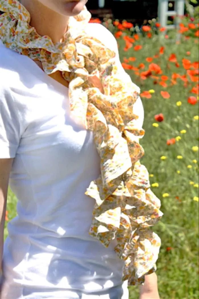 sew a summer scarf