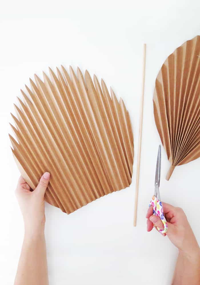 diy paper palm leaf with stem