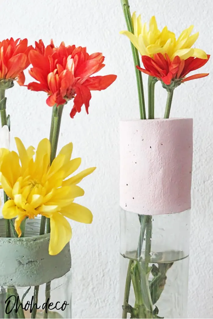 make flower vase with concrete