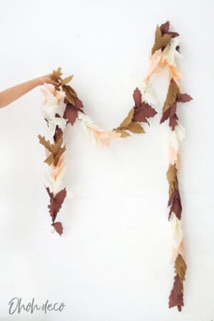make a paper leaf garland