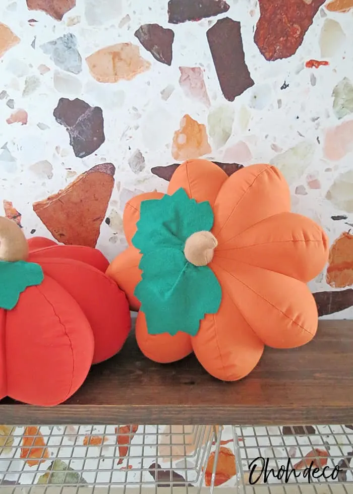 DIY pumpkin shaped pillow