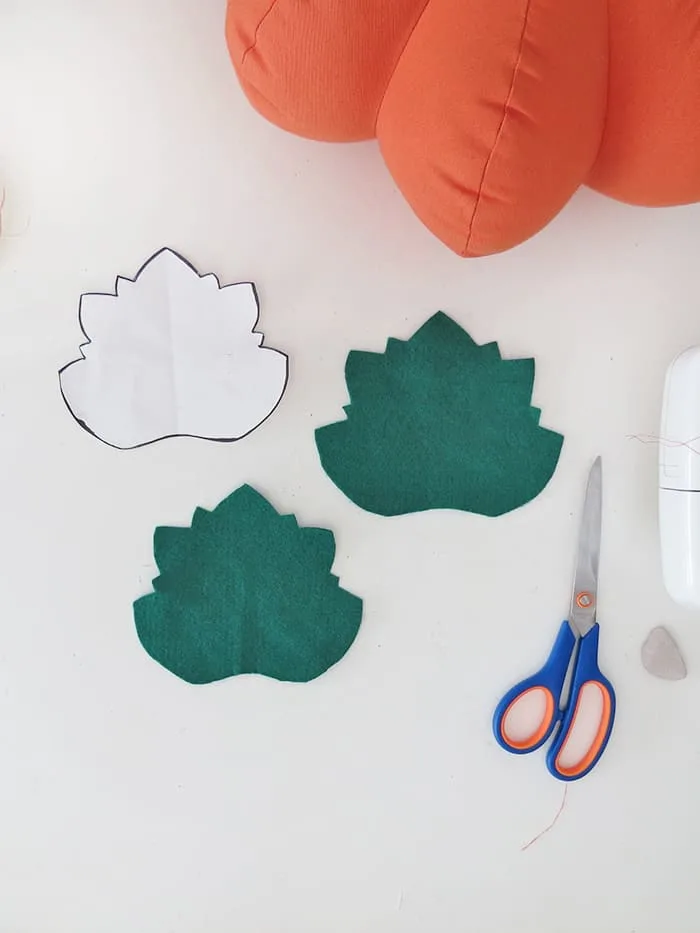 cut leaf for the pumpkin shaped pillow