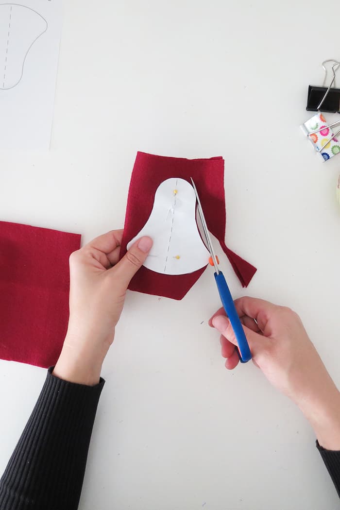 cut shape to make felt christmas ornaments