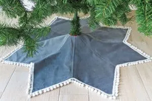sew christmas tree skirt