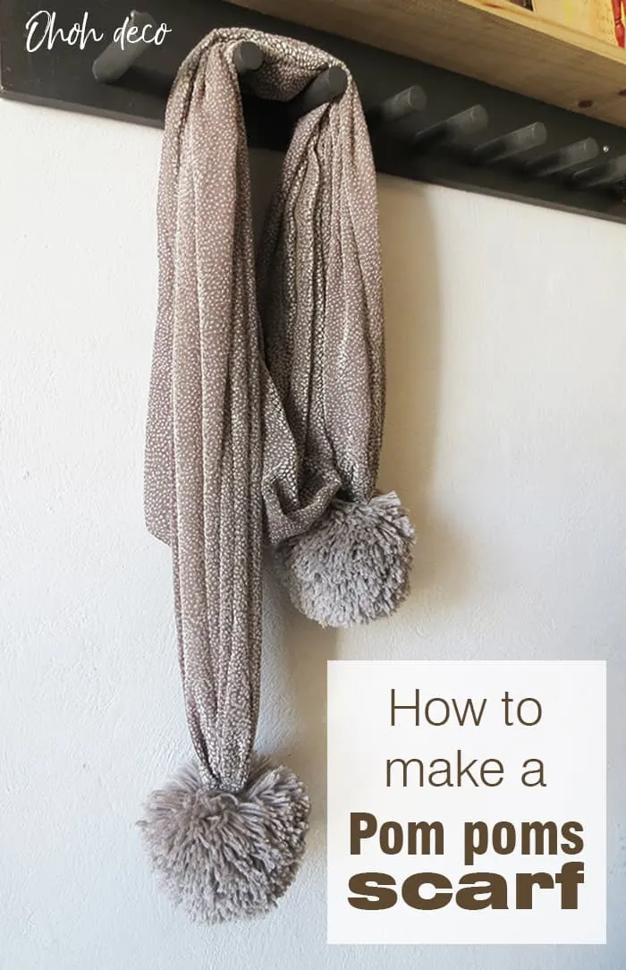 How to make a pom poms scarf
