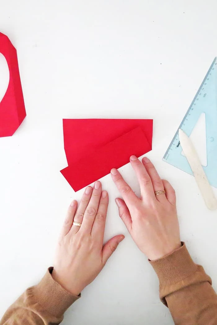 cut and fold the paper photo frame
