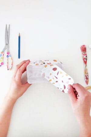 put paper into diy jewelry box