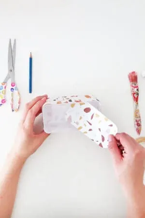 put paper into diy jewelry box