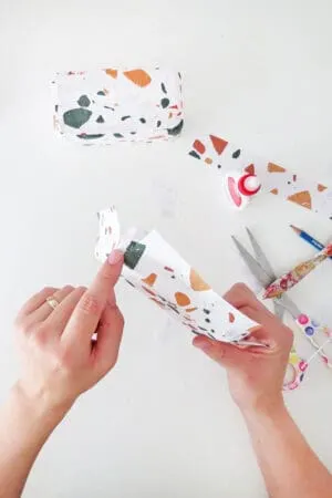 apply paper on diy jewelry box