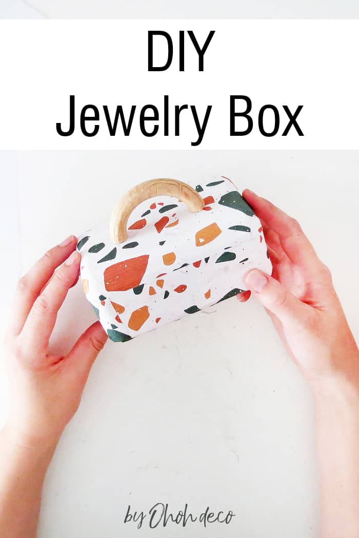 How to make a DIY Jewelry box