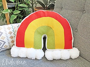 Rainbow pillow pattern