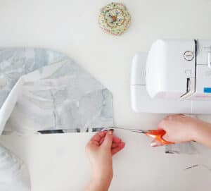 trim edge to DIY fitted table cover