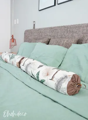 DIY bolster pillow cover