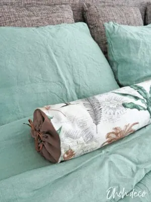 DIY bolster pillow cover