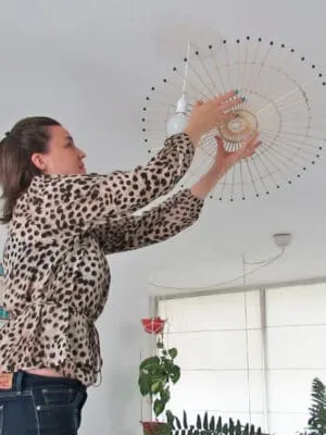 hang diy wood lamp