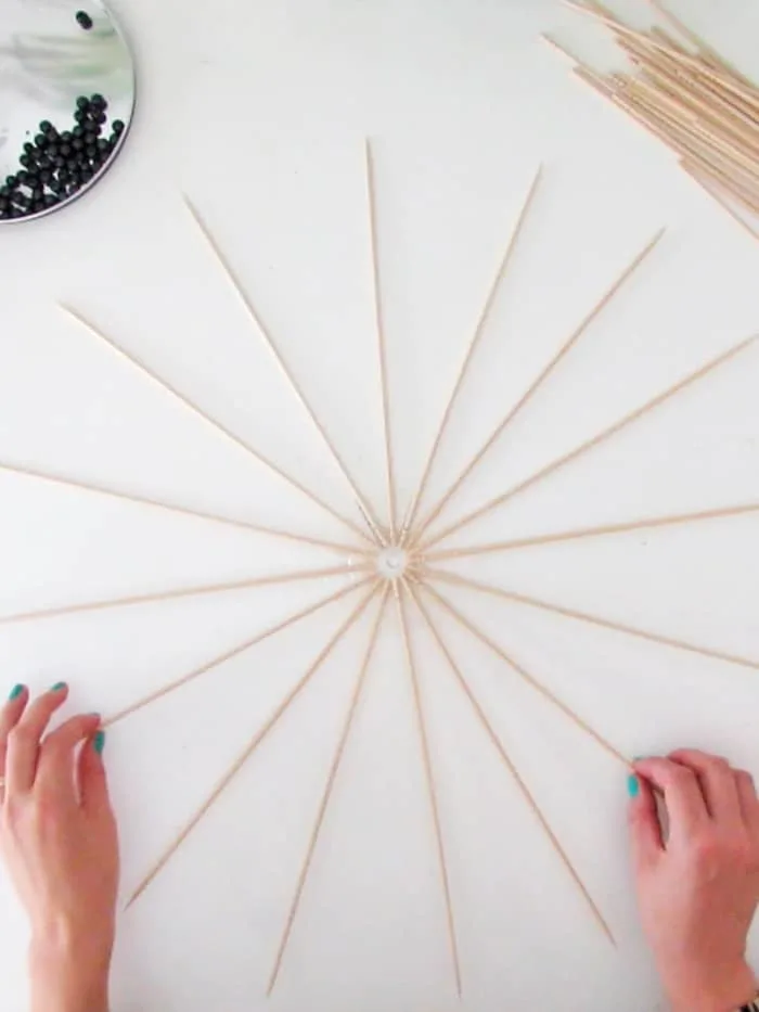 create a star with skewers