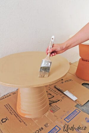 paint the diy coffee table